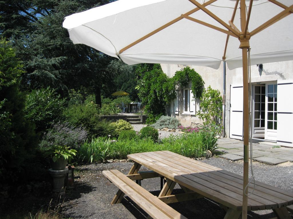 Chambres D'Hotes Le Besset Thiers Exterior photo